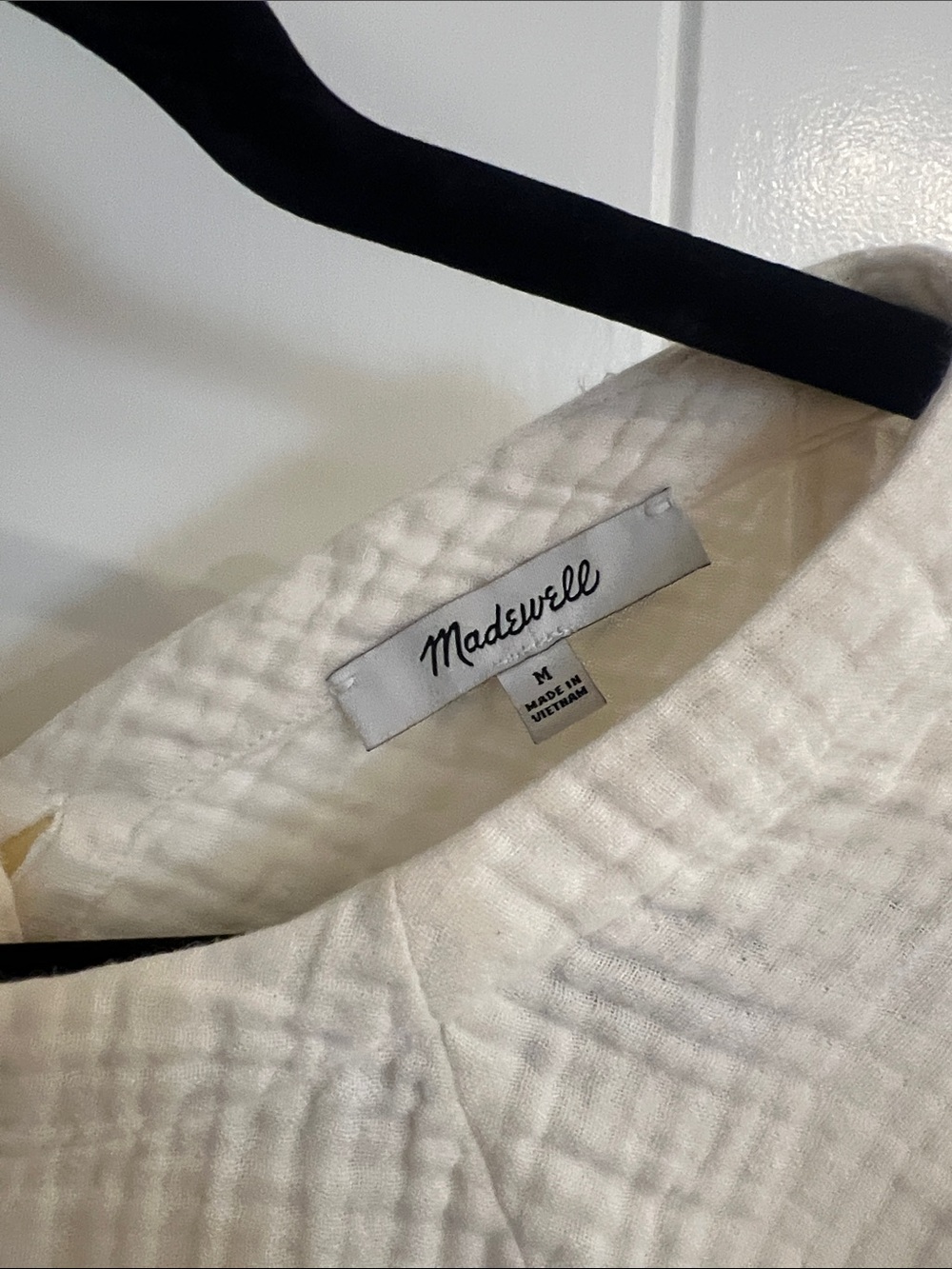 Women's Cream Short-Sleeve Textured Pocket Top - Picture 6 of 6